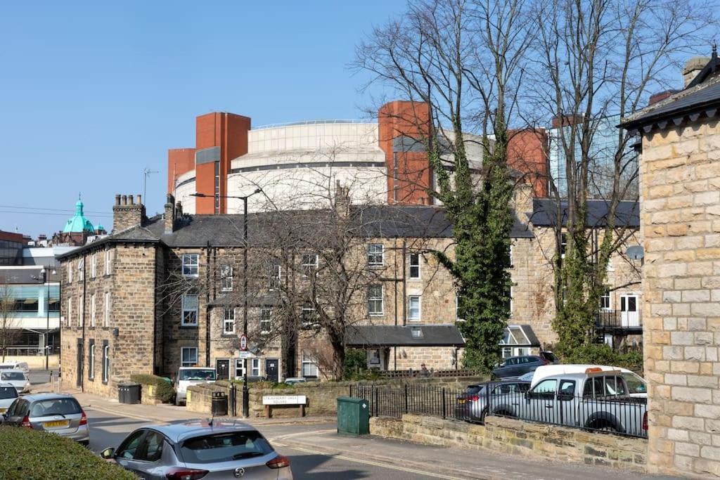 Villa Stunning 4Bed Townhouse By Hic & Trendy Kings Quarter! Harrogate Esterno foto